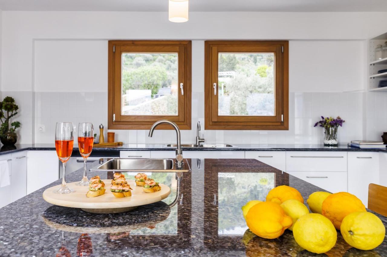 Sunshine Pool Villa سكوبيلوس تاون المظهر الخارجي الصورة