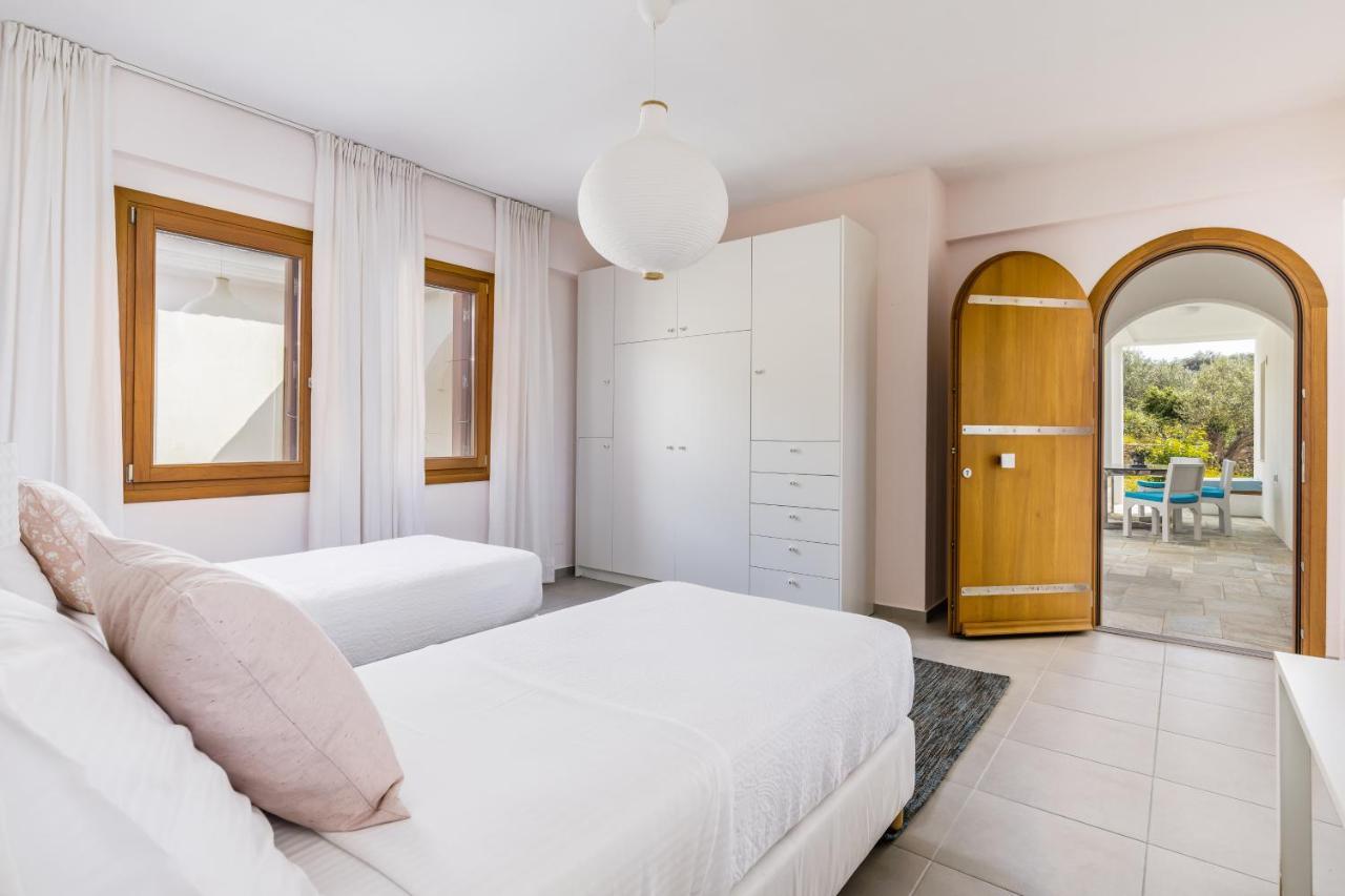 Sunshine Pool Villa سكوبيلوس تاون المظهر الخارجي الصورة