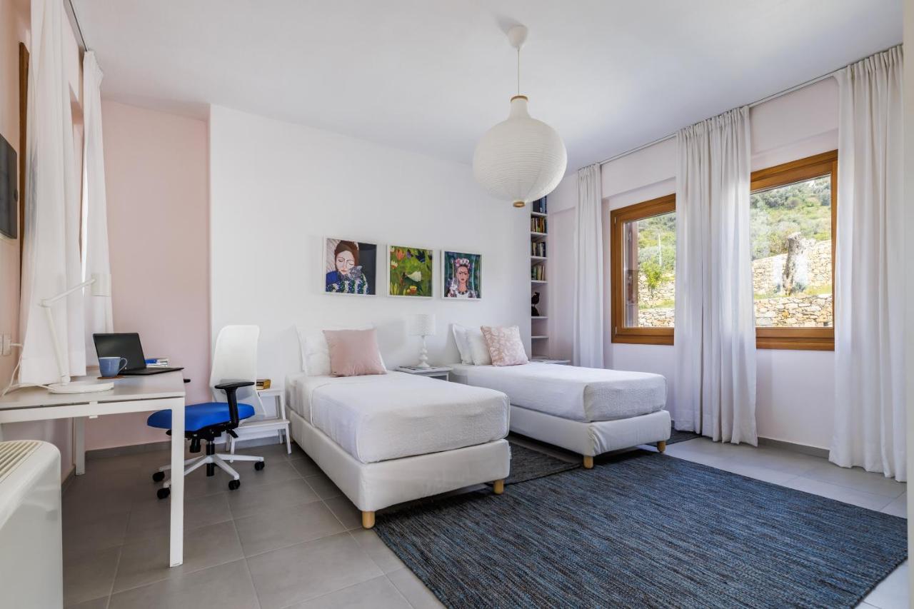 Sunshine Pool Villa سكوبيلوس تاون المظهر الخارجي الصورة